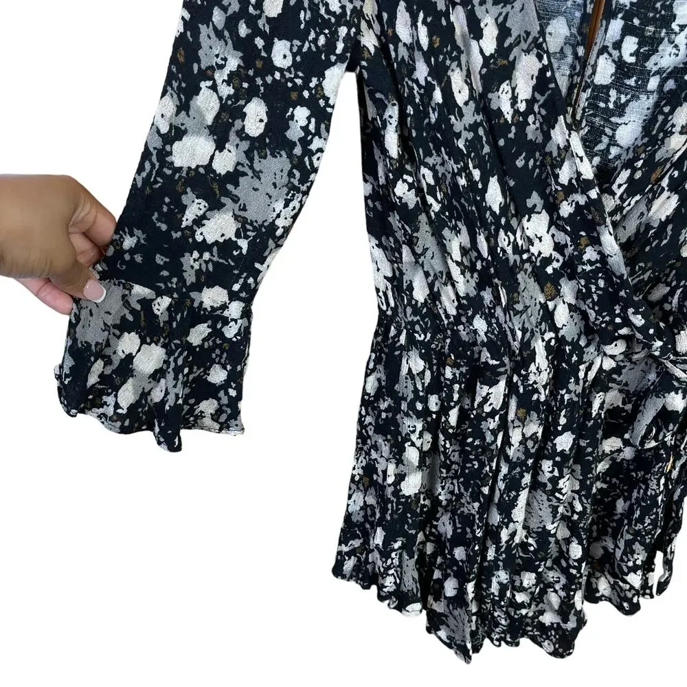 Free People Floral Romper Playsuit Black All the Right Ruffle Bell Sleeve - Picture 6 of 11